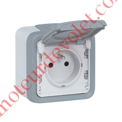 Prise Plexo 2P+T 16A 250v Etanche ip54 Av Socle Saillie Av2 Entrées Coloris Gris
